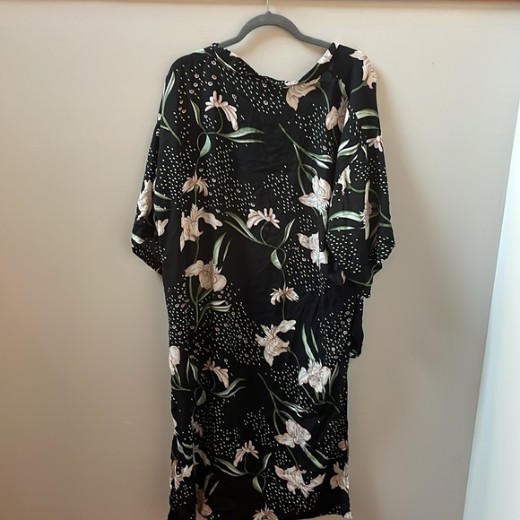 Cardigan - Picture 2 of 2